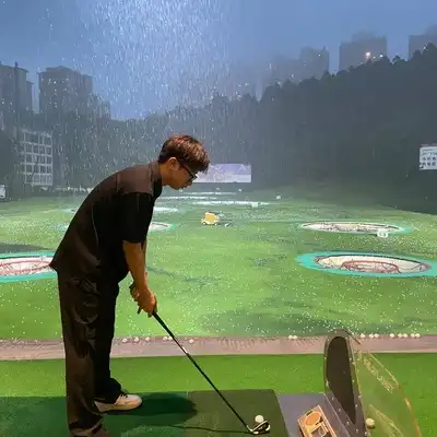 梁琪